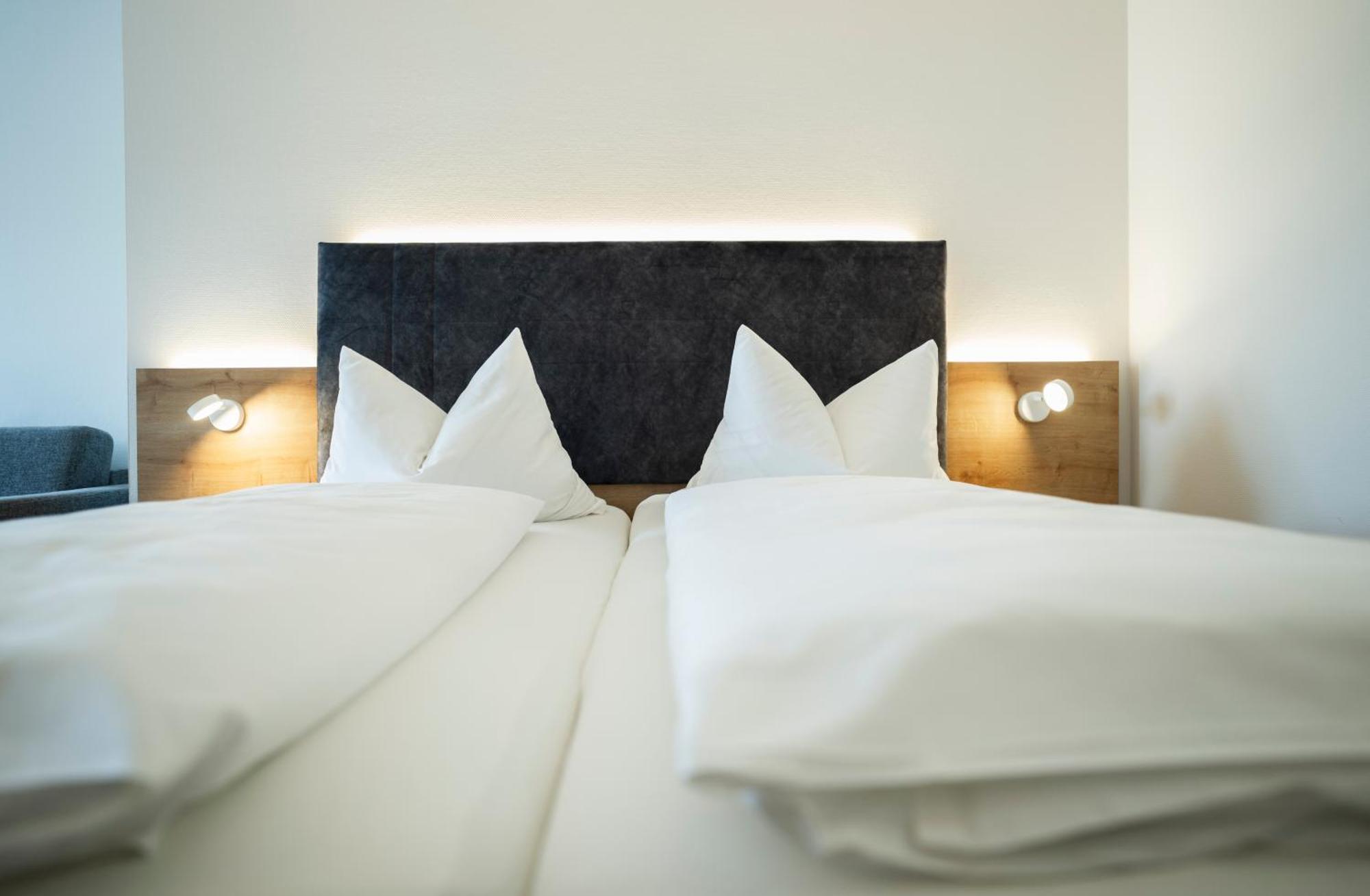 Hotel-Gasthof Rose Оберкирх Екстериор снимка