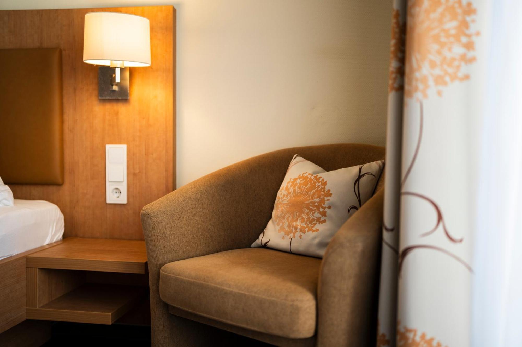 Hotel-Gasthof Rose Оберкирх Екстериор снимка